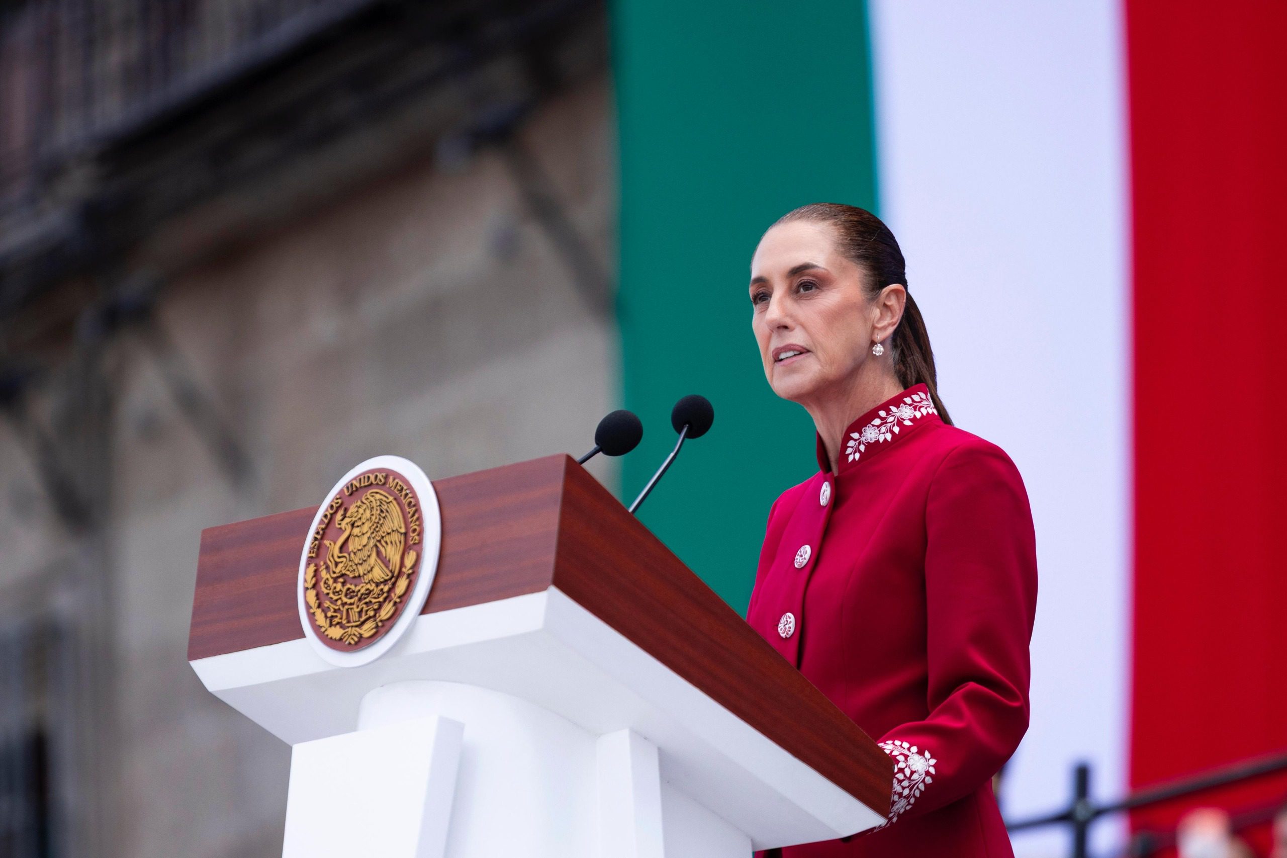  México no será colonia ni protectorado de nadie; no se doblega, no se arrodilla y nunca se vende: Presidenta Claudia Sheinbaum
