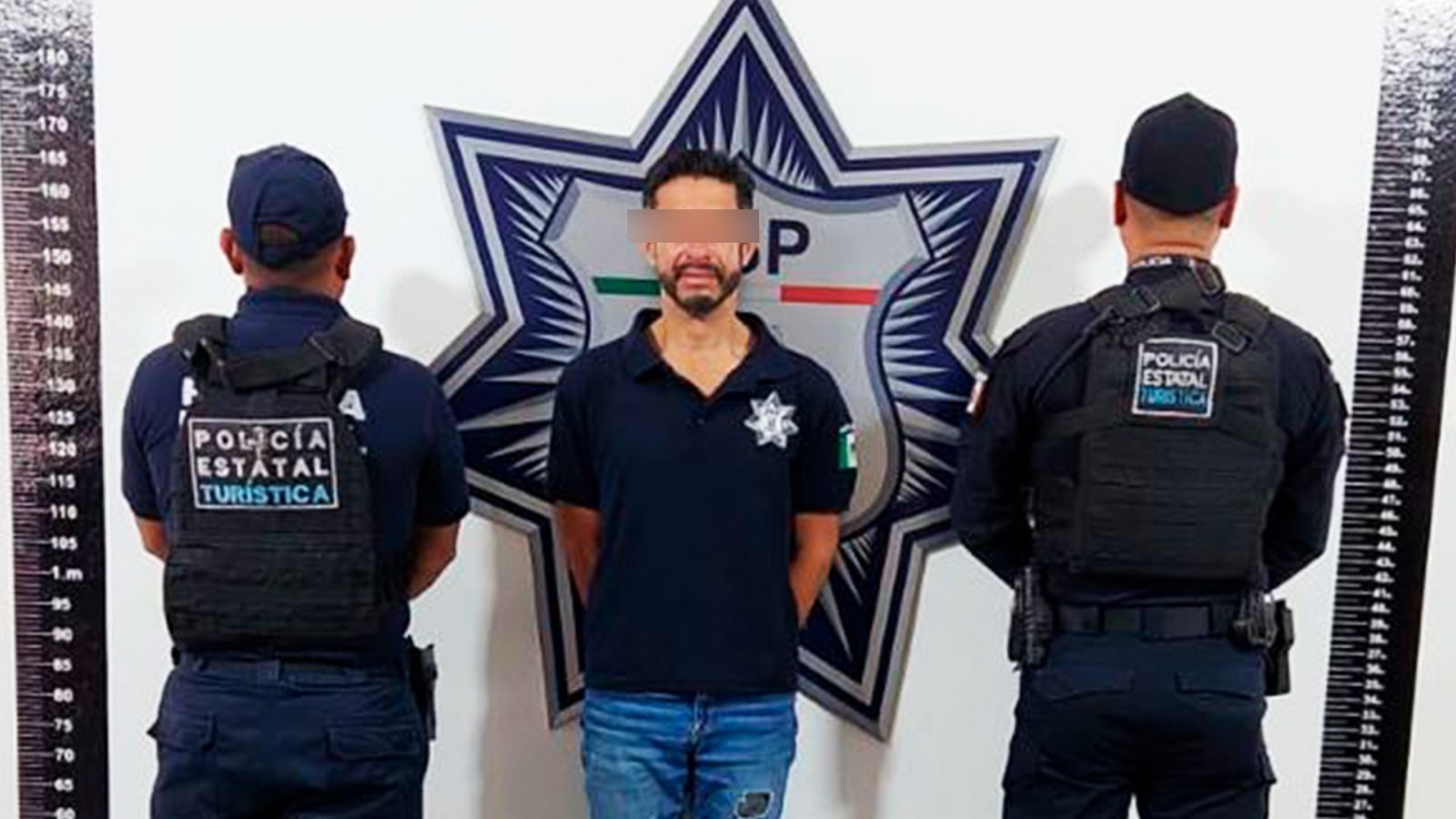  Detiene Policía Turística a hombre por usurpación de funciones