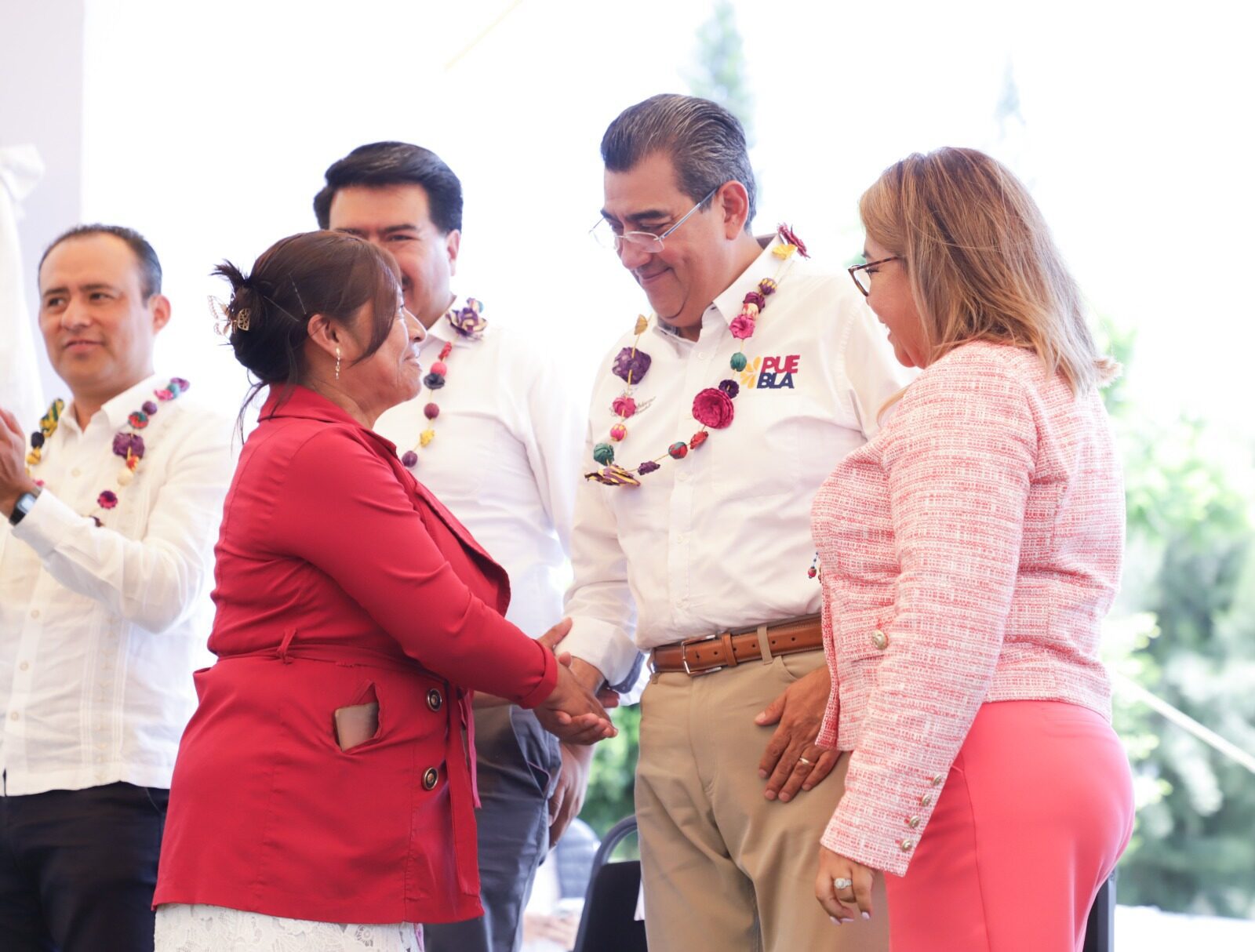  Consolida gobierno de Sergio Salomón desarrollo equitativo en 217 municipios
