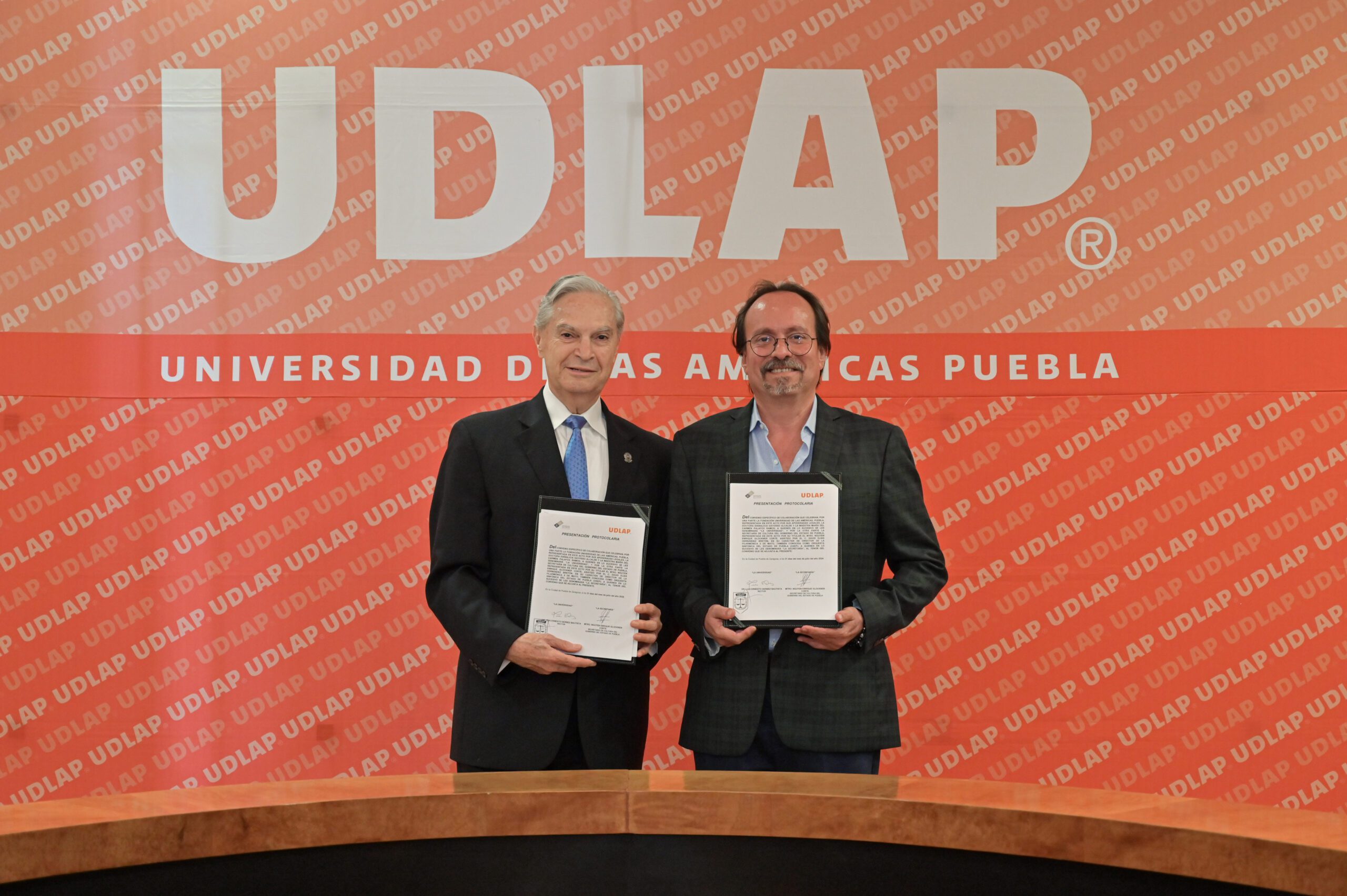  Firman Cultura y UDLAP convenio para curso de dirección orquestal