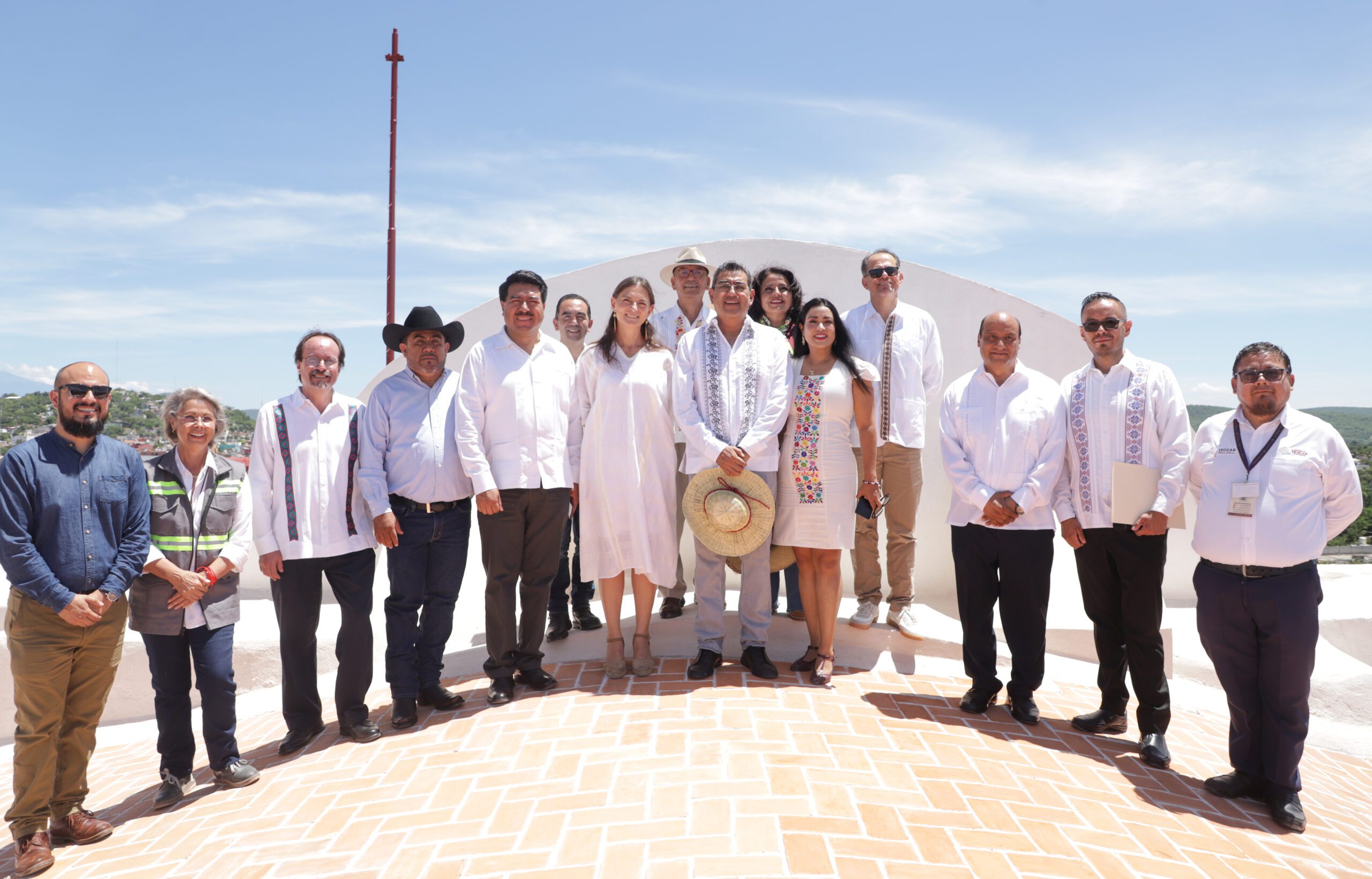  El gobernador Sergio Salomón entregó los trabajos de restauración, reconstrucción y rehabilitación del exconvento de Santo Domingo de Guzmán