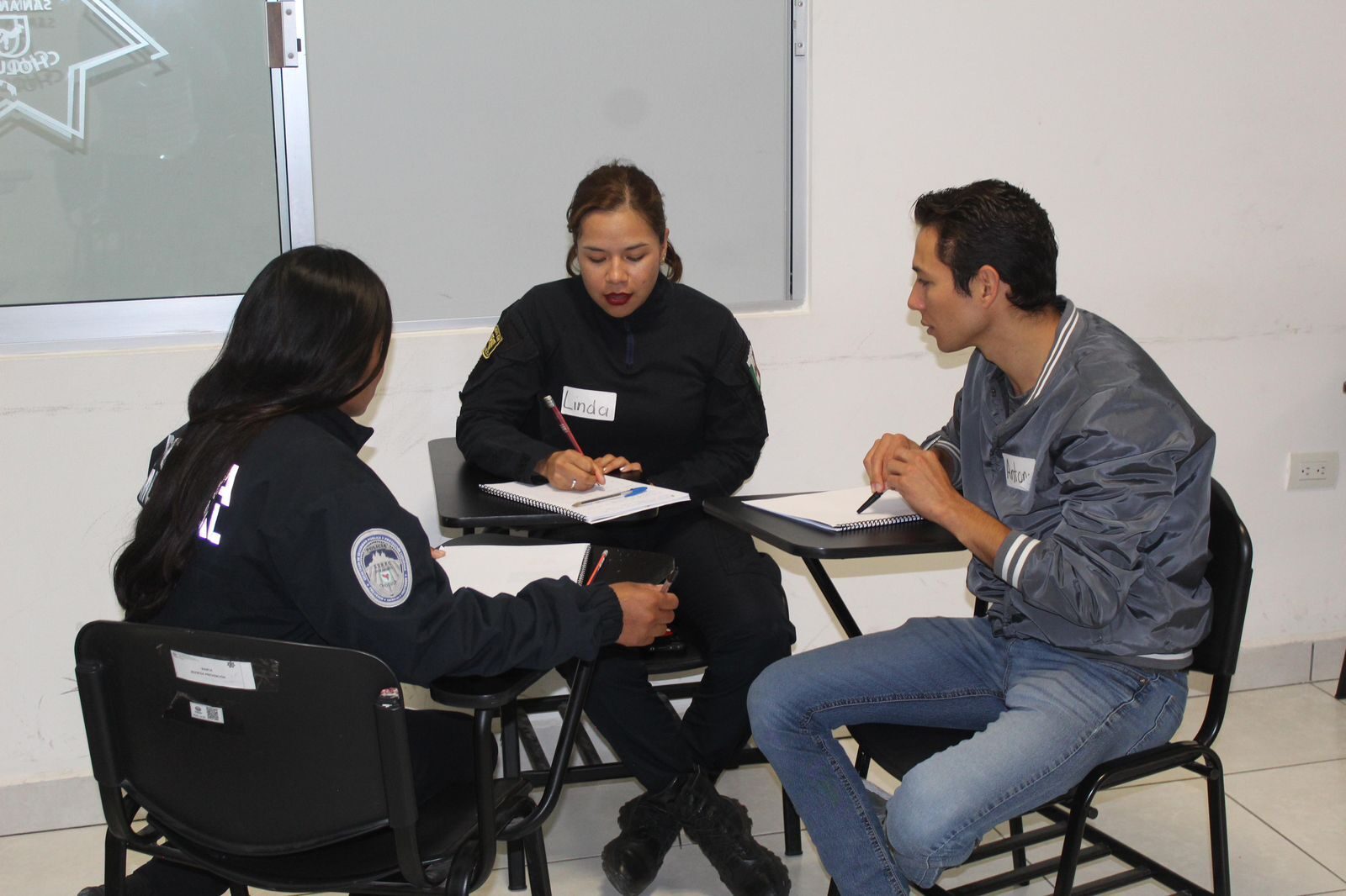  Avanza ciclo de seminarios para policías en San Andrés Cholula