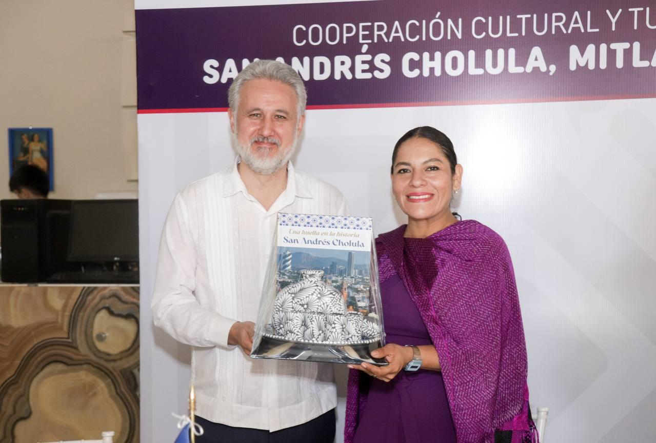  Extiende Gobierno de San Andrés Cholula lazos de cooperación con Rumania y con Mitla