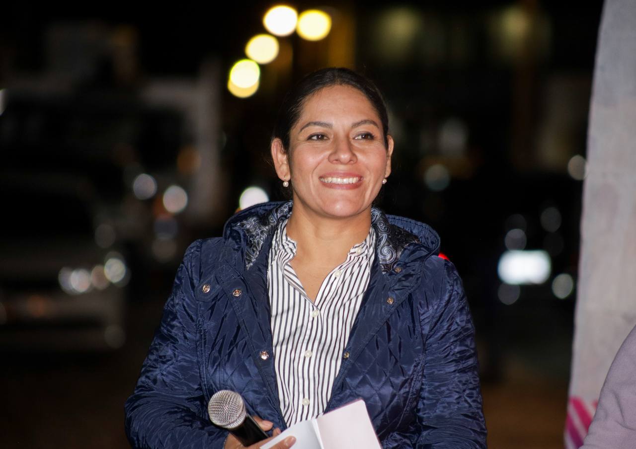  Mejora Lupita Cuautle Torres alumbrado público en San Andrés Cholula