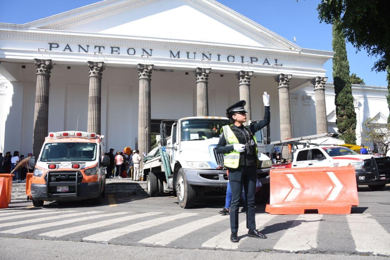  Sin incidentes transcurren festividades del “Día de Muertos” en la capital: Gobernación