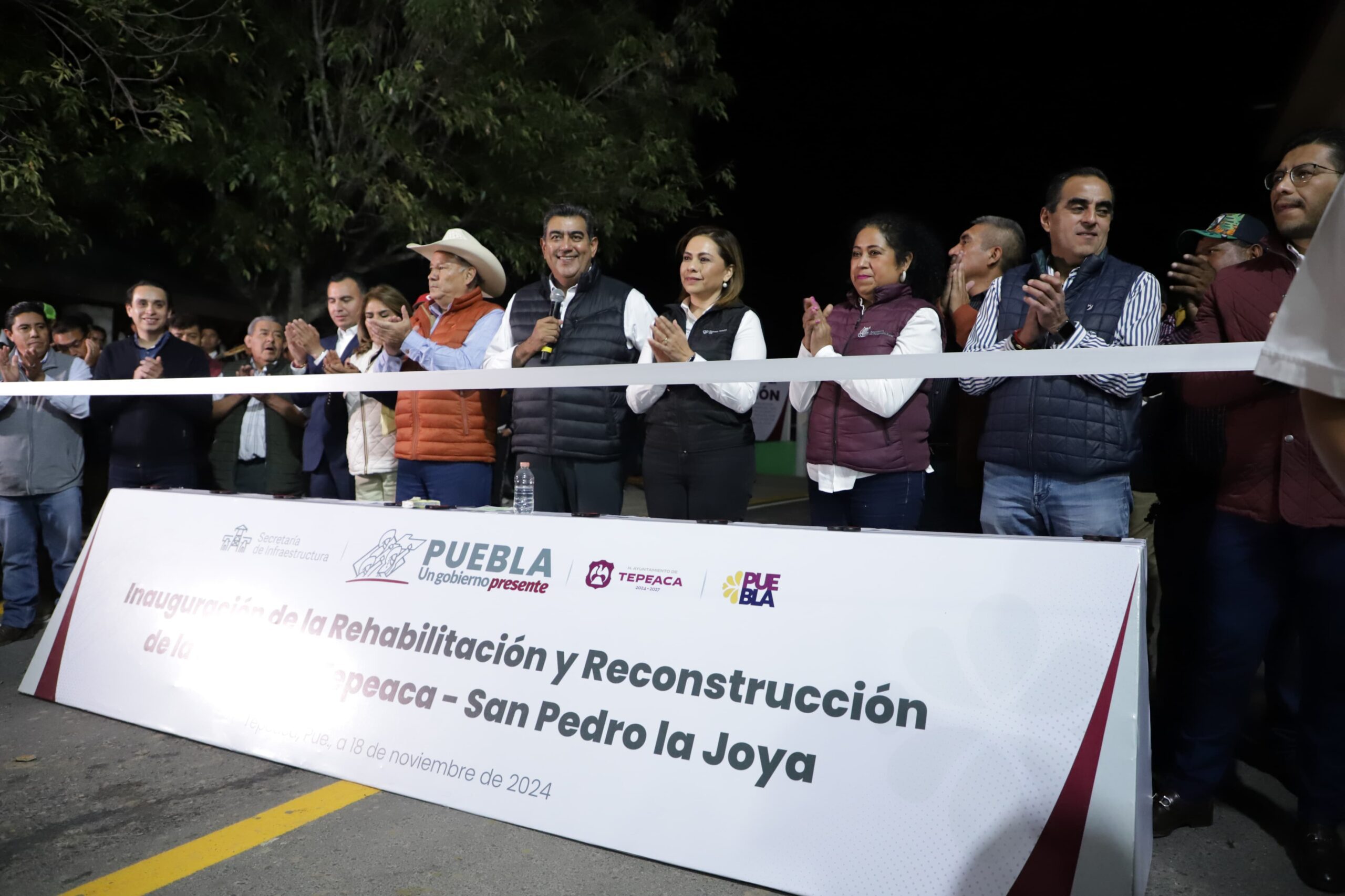  Detona Gobierno de Sergio Salomón obras para mejorar movilidad y tejido social