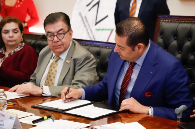 Firma de colaboración INAP e IAP Armenta (3)