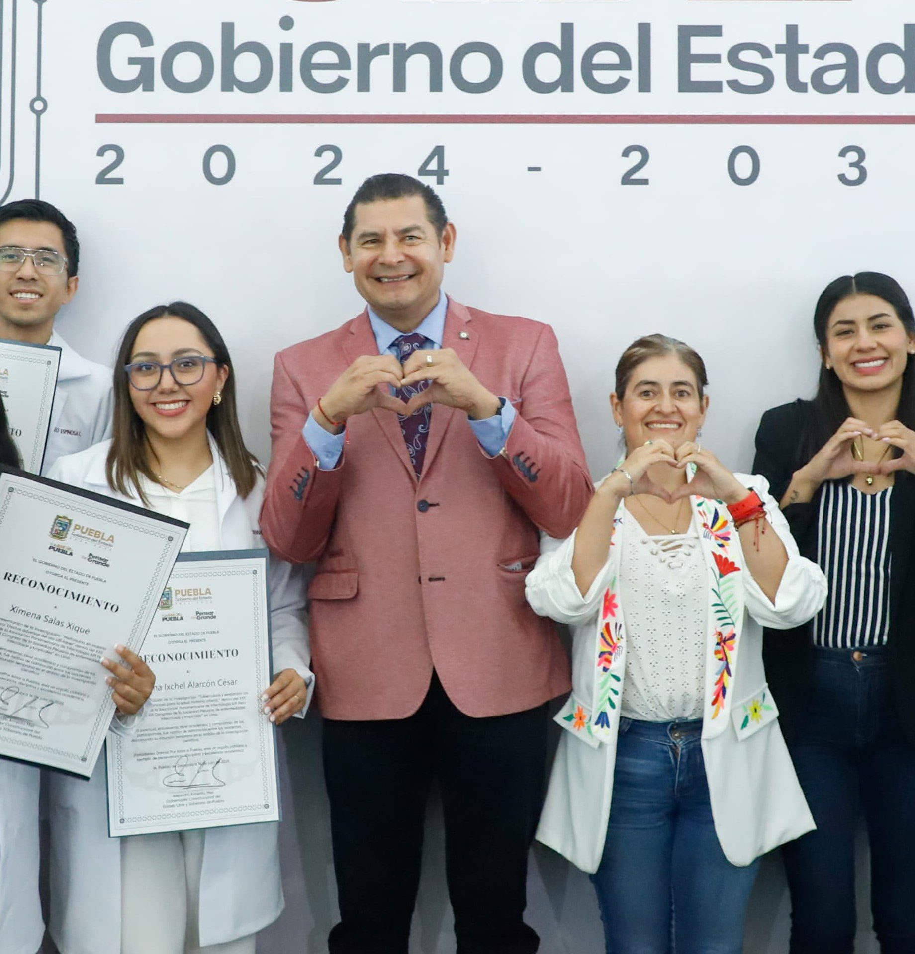  Seguridad con bienestar para el futuro de los jóvenes: Armenta