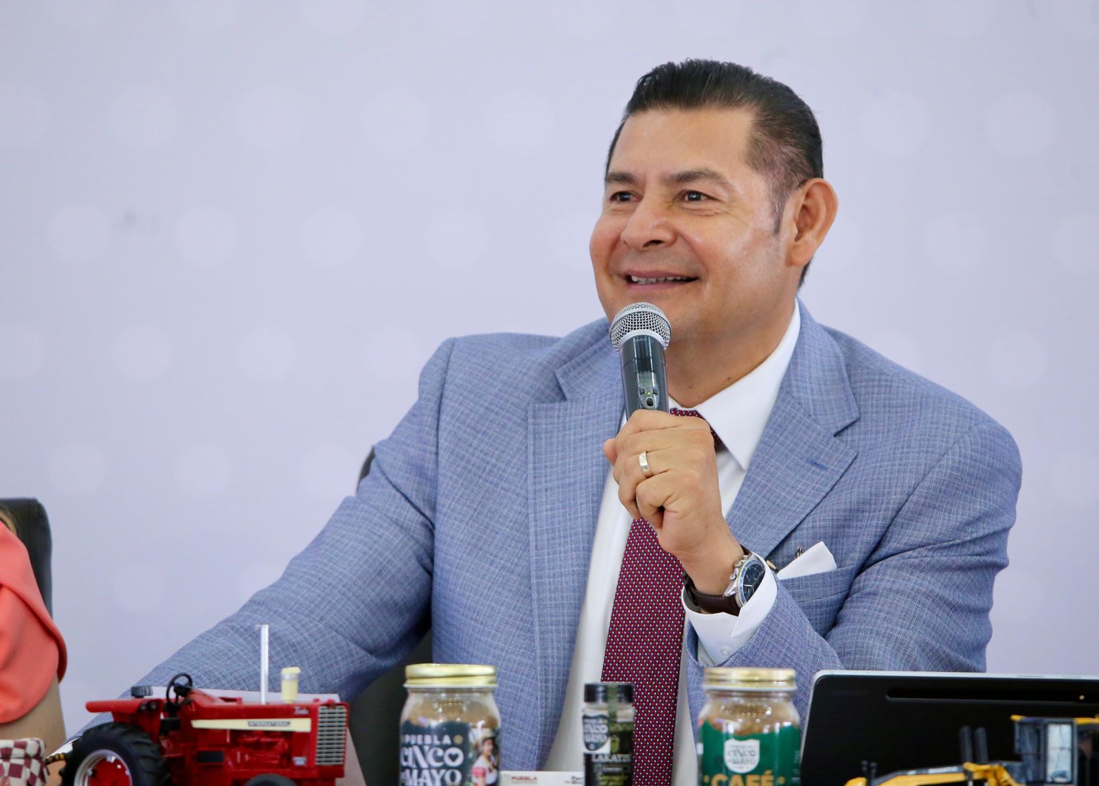  Con seguridad, infraestructura y apoyo al campo, Puebla construye riqueza comunitaria