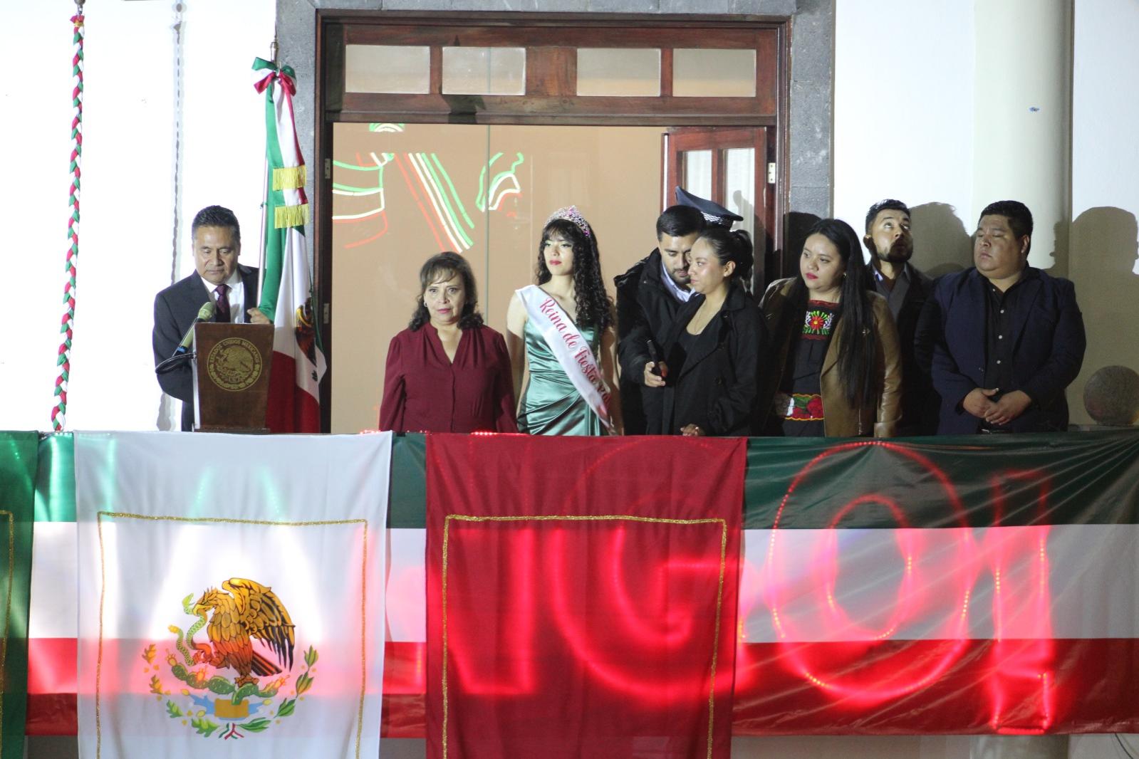  Encabeza Armando Aguirre el Grito de Independencia en Coronango