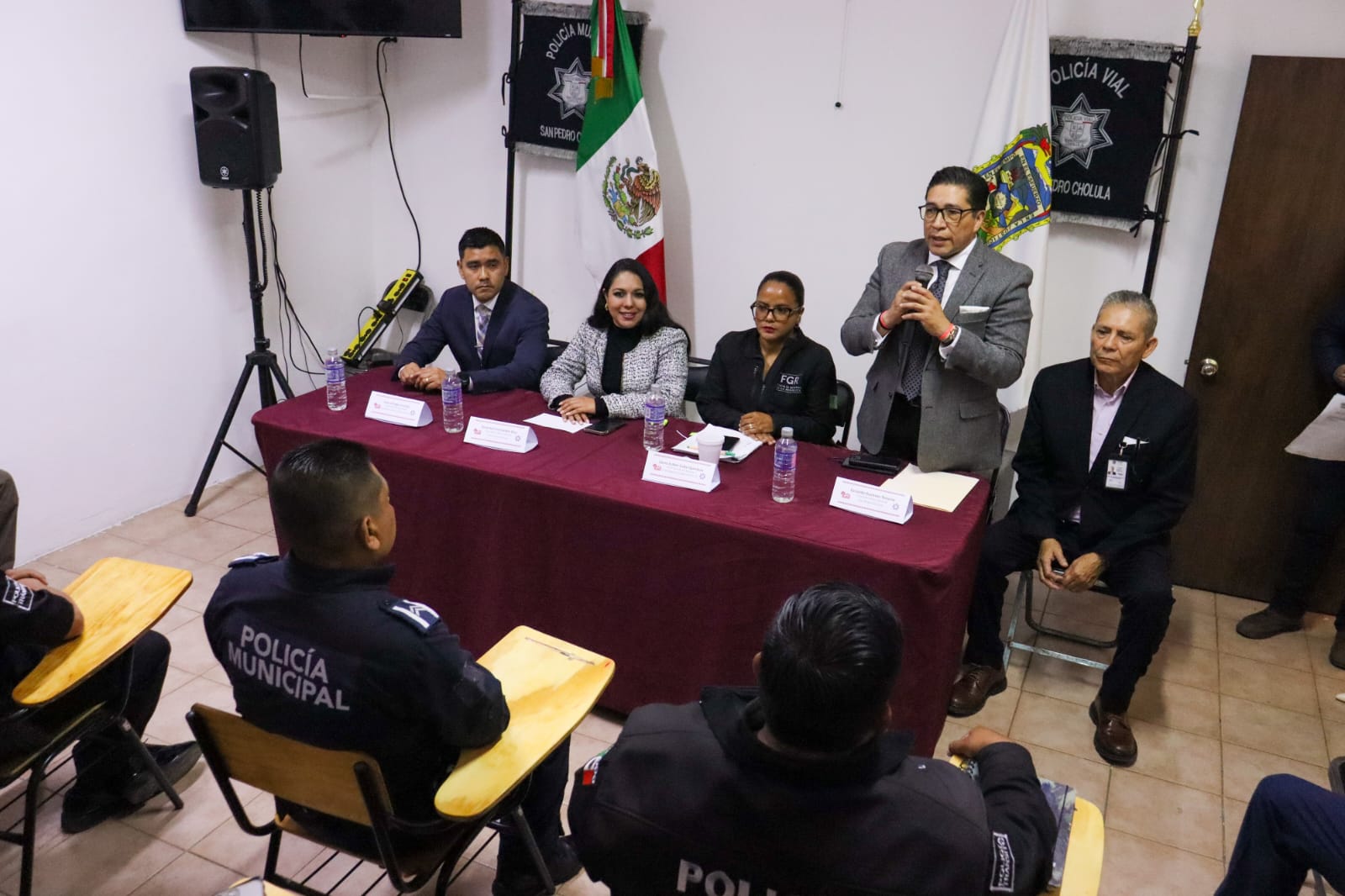  Tonantzin Fernández impulsa la profesionalización policial en el Gobierno de Cholula