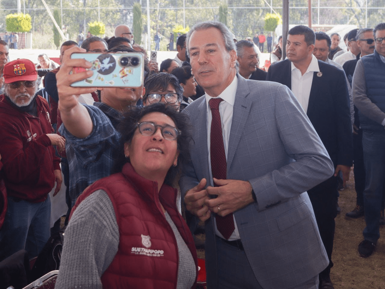  Pepe Chedraui fortalece tradiciones mexicanas con personal del Gobierno de la Ciudad