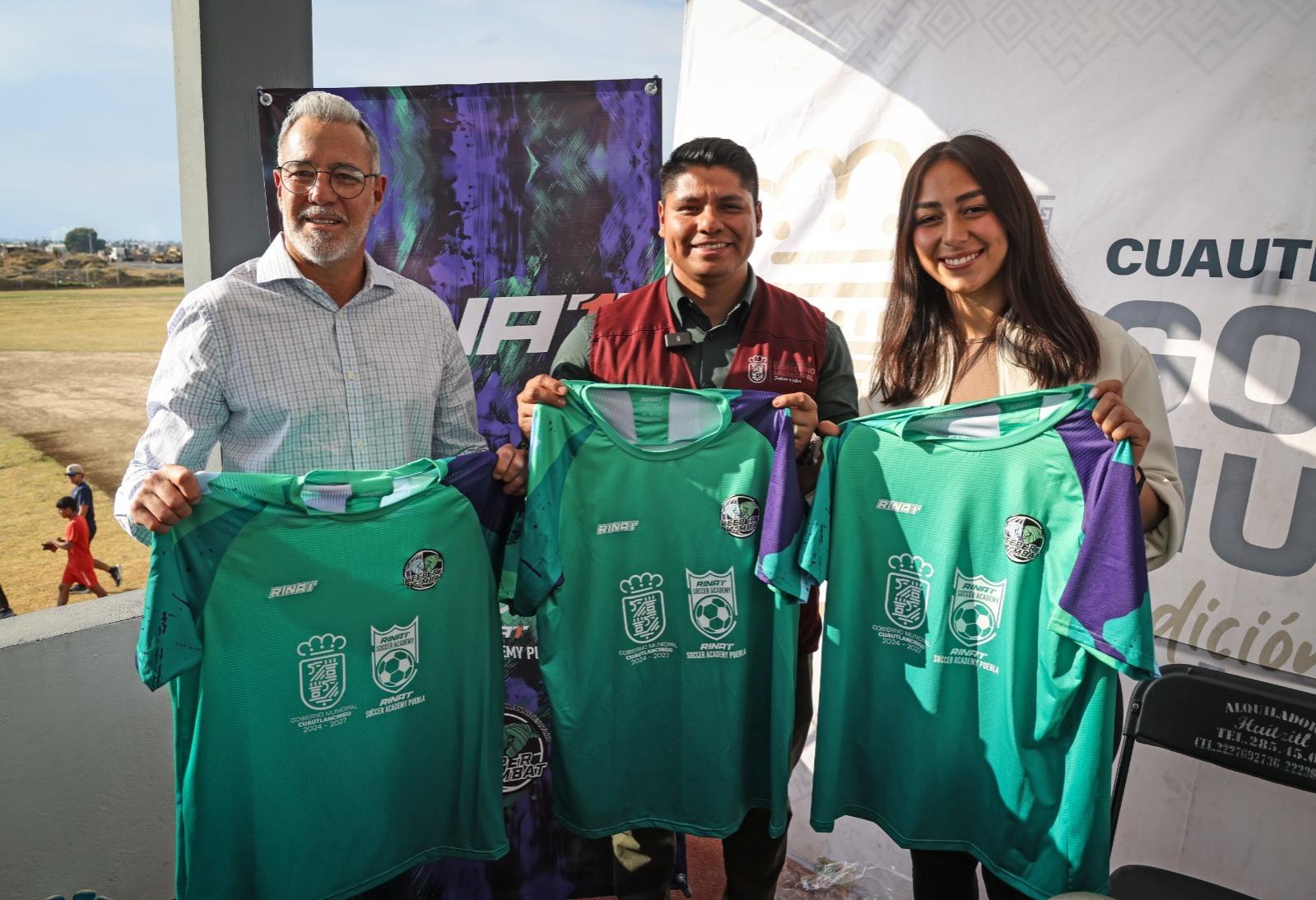  Omar Muñoz presenta “Keeper Kombat Rinat 2026” en Cuautlancingo