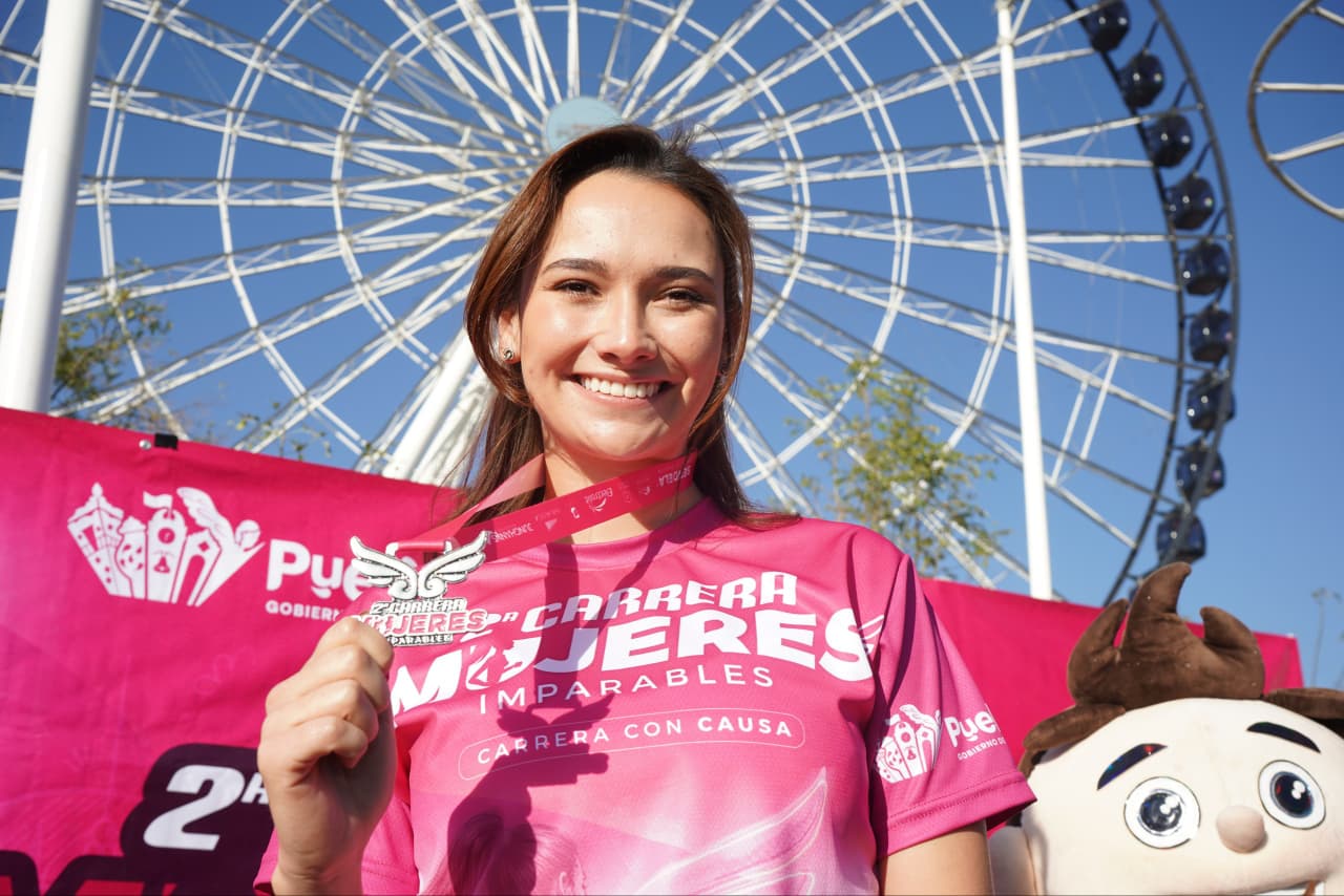  Presenta Gobierno de Pepe Chedraui medalla y playera de la 2ª edición de la “Carrera Mujeres Imparables”