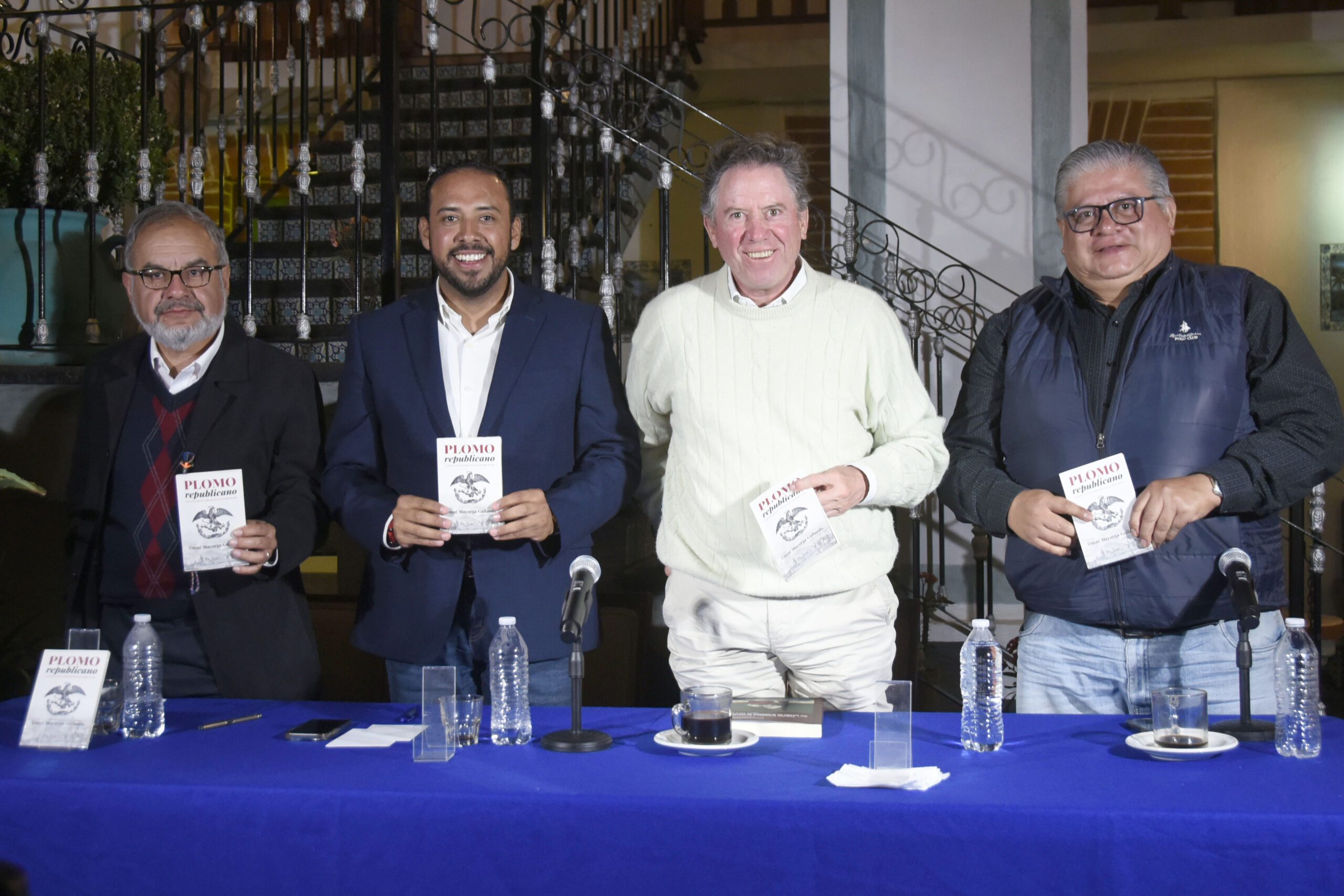  En BUAP Librerías, sucursal Calpulalpan, se presentó el libro Plomo republicano de Omar Mayorga Gallardo