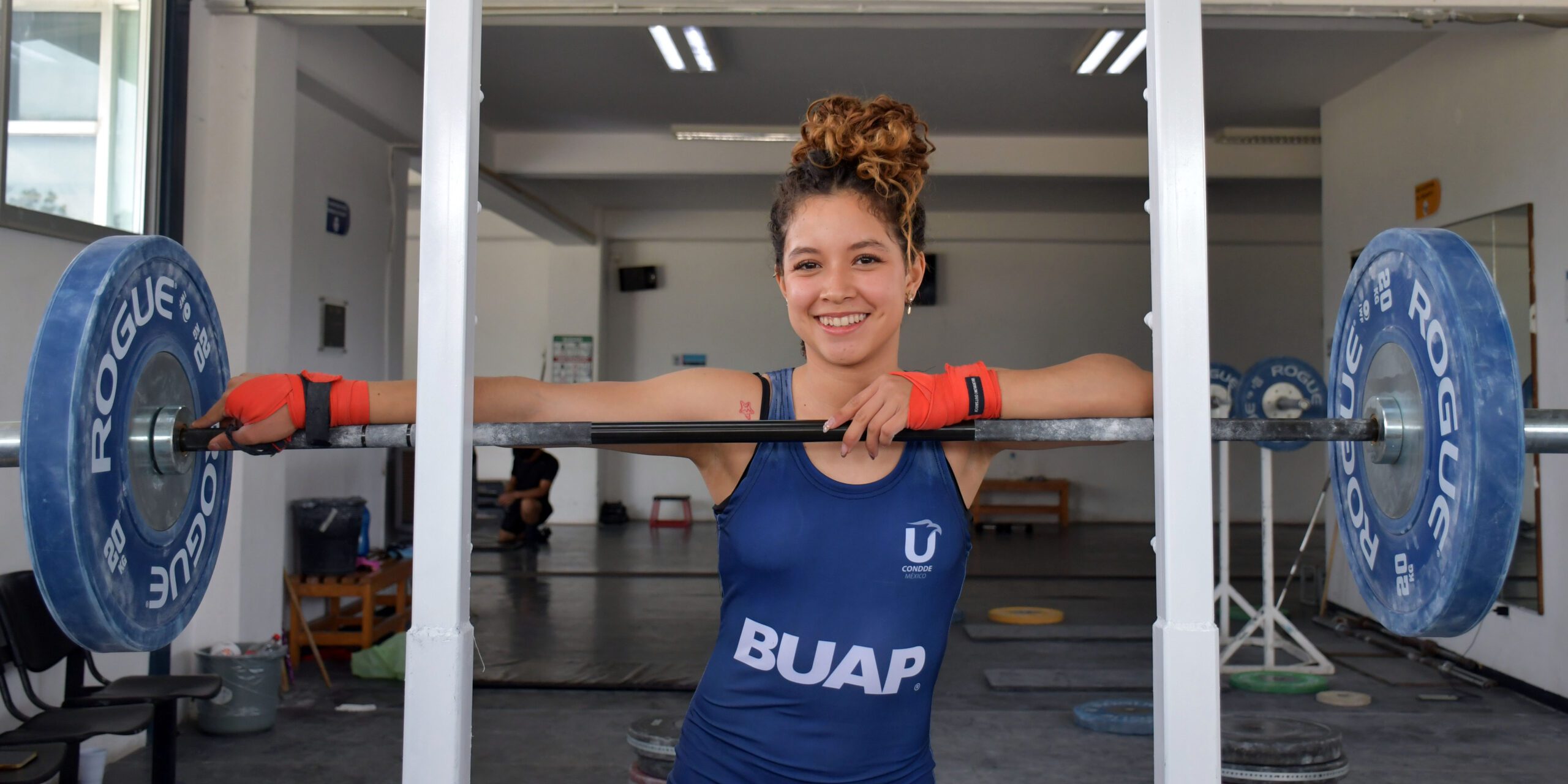  Destaca atleta BUAP en regional de halterofilia y clasifica a Olimpiada Nacional