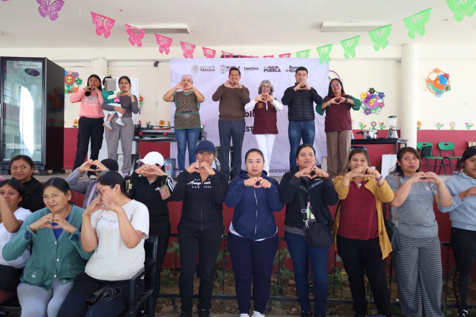  DIF Municipal de San Pedro Cholula fortalece desayunador escolar en San Cristóbal Tepontla