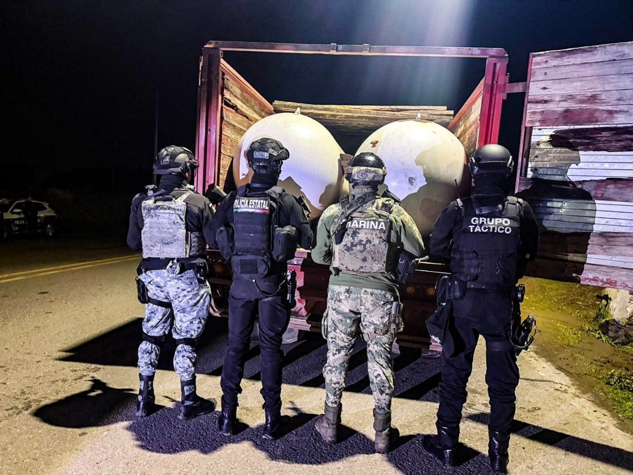  Gobierno estatal y fuerzas de seguridad recuperan cerca de 10 mil litros hidrocarburo robado