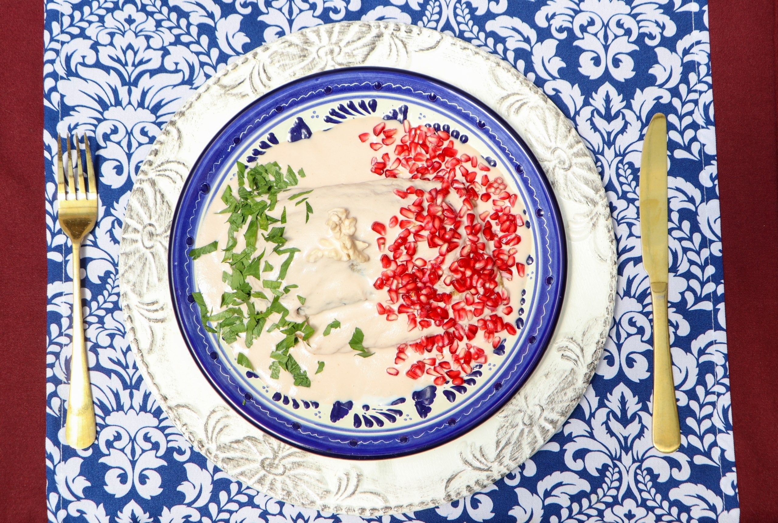  Zacapoaxtla crea plataforma digital para impulsar experiencia gastronómica del Chile en Nogada