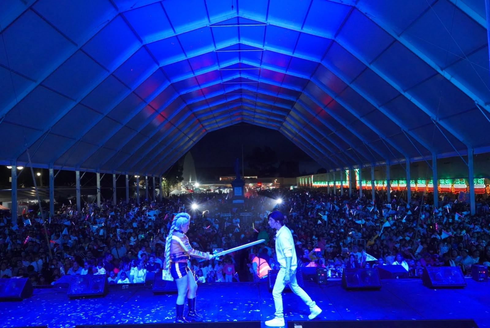  Miles de niñas y niños disfrutaron del tributo a Las Guerreras K-Pop en la Feria Milenaria de San Pedro Cholula